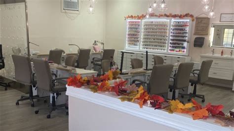 blush nail bar emerald hills.